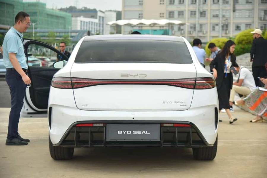 BYD SEAL - 8