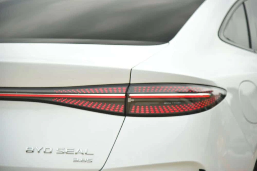 BYD SEAL - 9