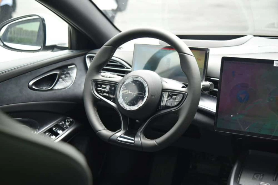 BYD SEAL - 12